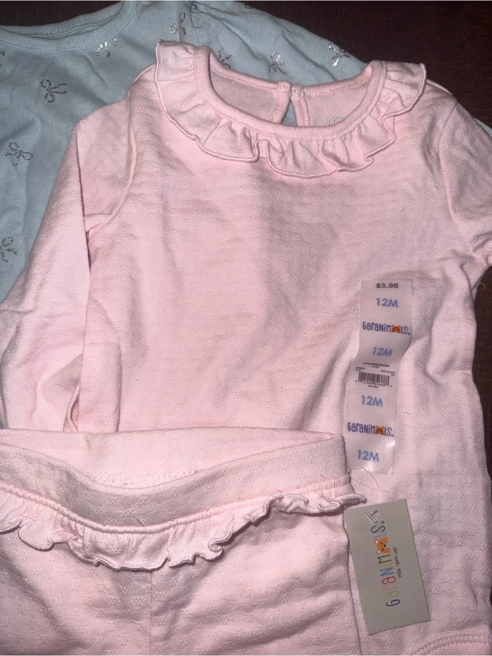 12M Bundle Garanimals 3 LongSleeve Bodysuits & 2 leggings